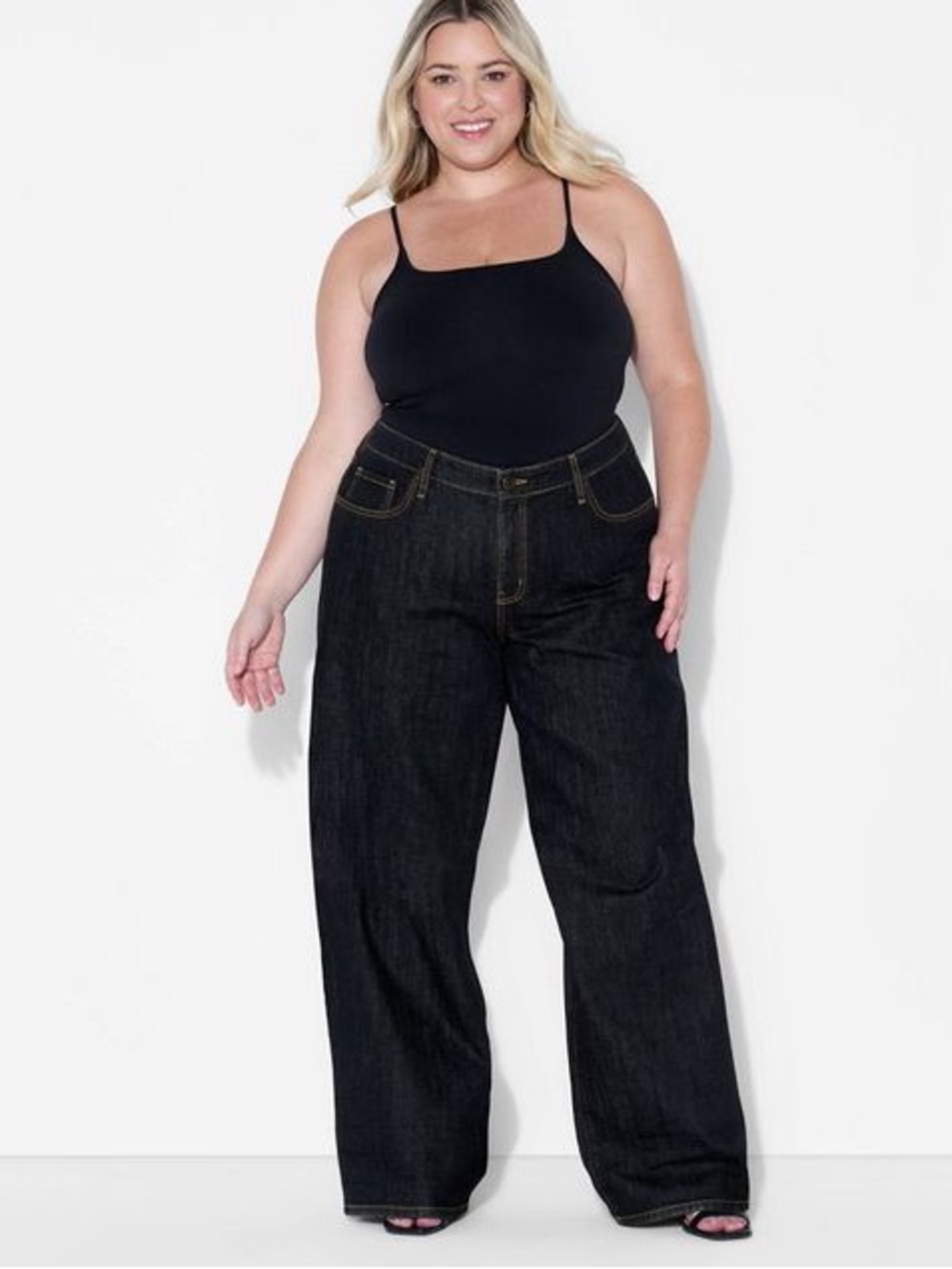 Wild Fable Low Rise Wide Leg Baggy Jeans Size 10